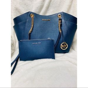 Michael Kors jet set large shoulder bag